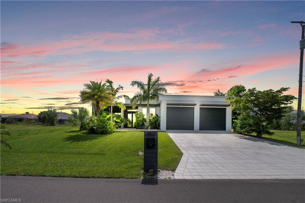 3801 SW 17th PL CAPE CORAL, FL 33914