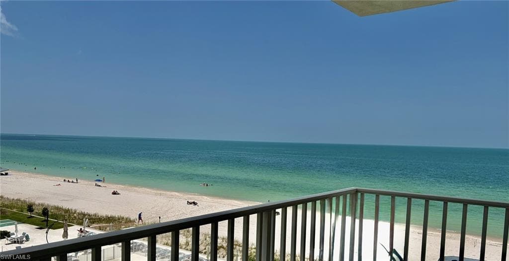 3443 Gulf Shore BLVD N 504 NAPLES, FL 34103