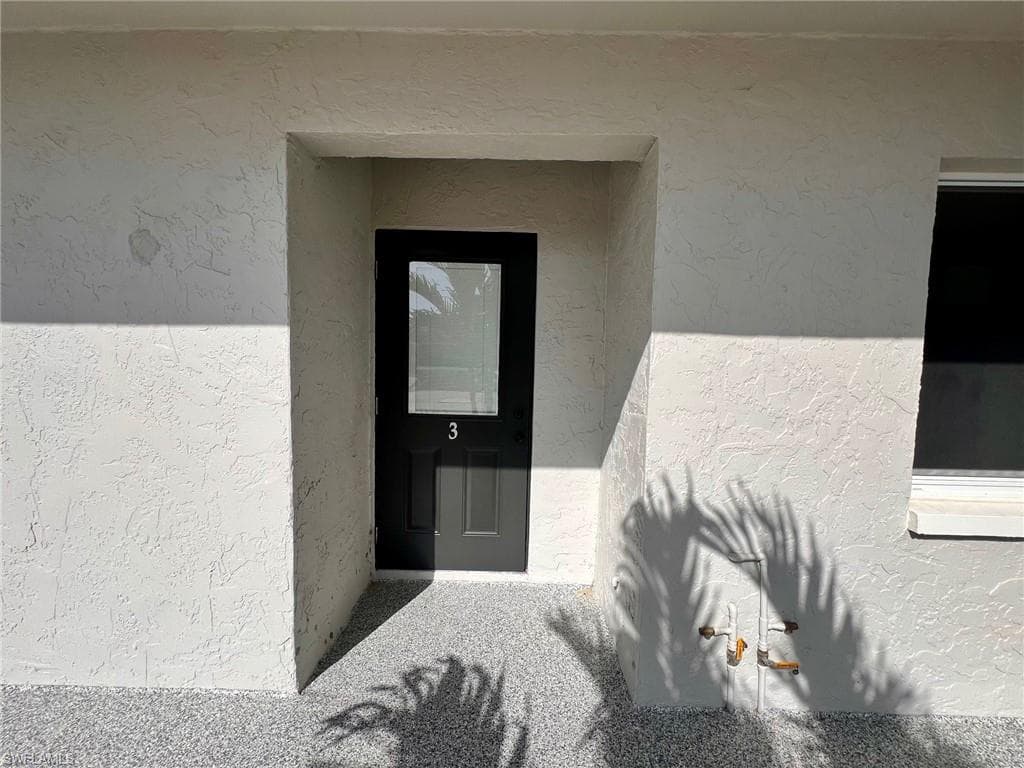 4102 SE 19th PL 12 CAPE CORAL, FL 33904