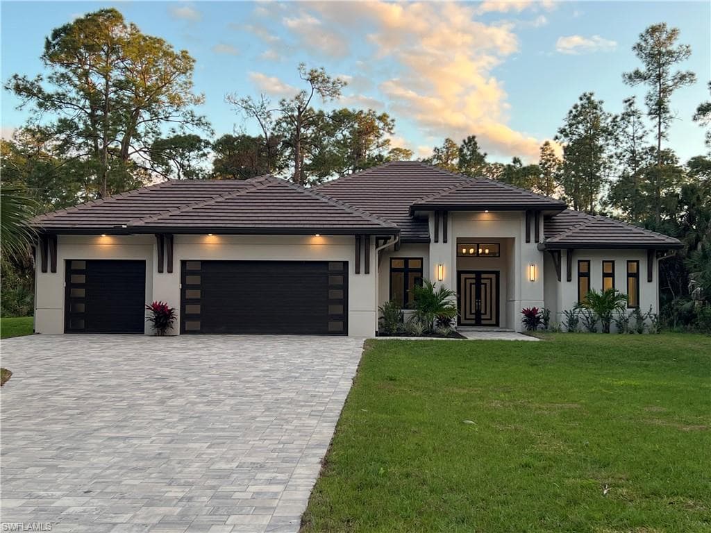 382 39th AVE NE NAPLES, FL 34120