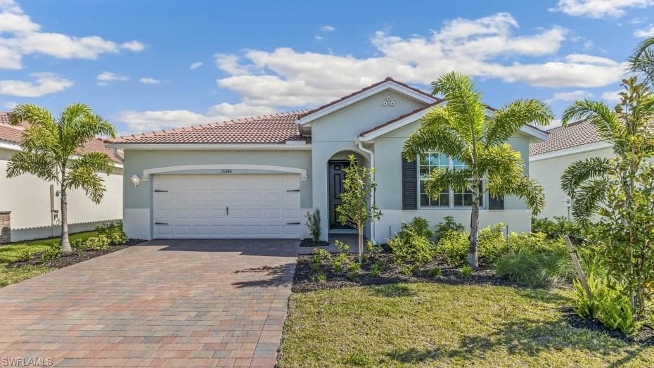 17974 SHADE TREE LOOP PUNTA GORDA, FL 33982