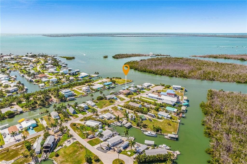 2272 York RD ST. JAMES CITY, FL 33956
