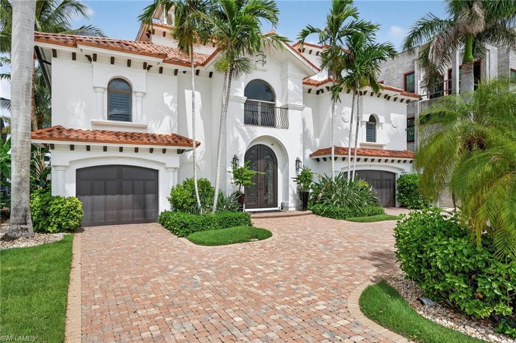 403 Seabee AVE NAPLES, FL 34108