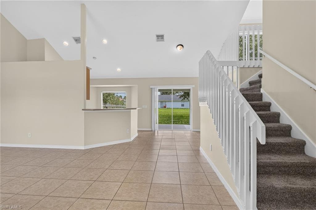 523 25th LN CAPE CORAL, FL 33904