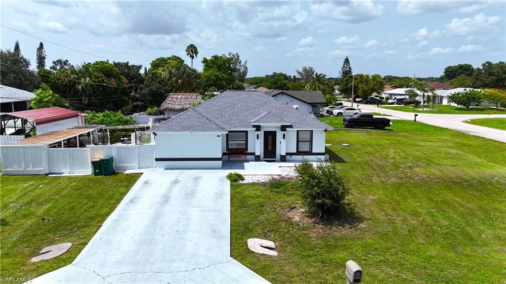 5225 23rd AVE SW NAPLES, FL 34116