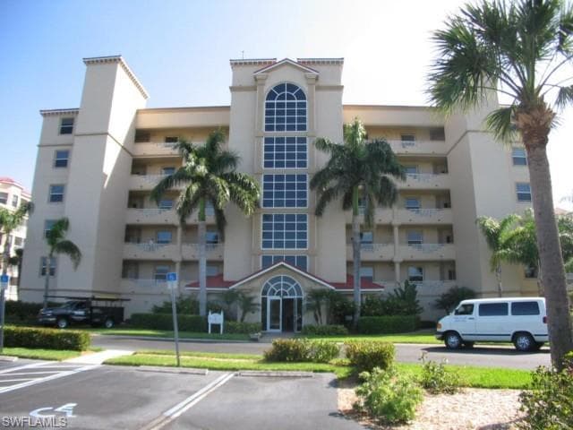 15160 Harbour Isle DR 202 FORT MYERS, FL 33908