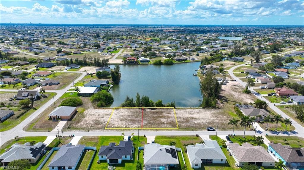 1317 NW 20th CT CAPE CORAL, FL 33993
