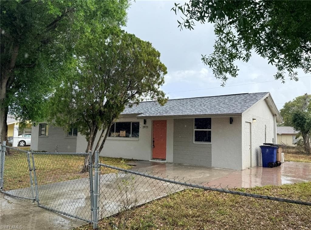 3971 MANASSAS CT FORT MYERS, FL 33905