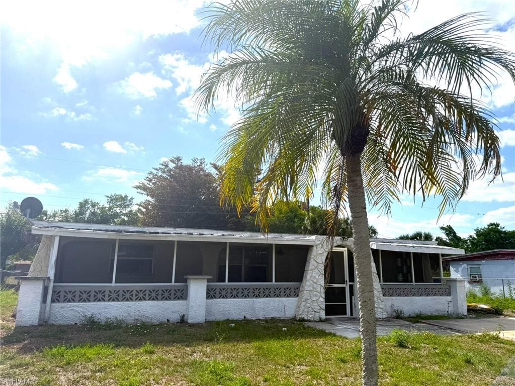 1522 Brookhill DR FORT MYERS, FL 33916