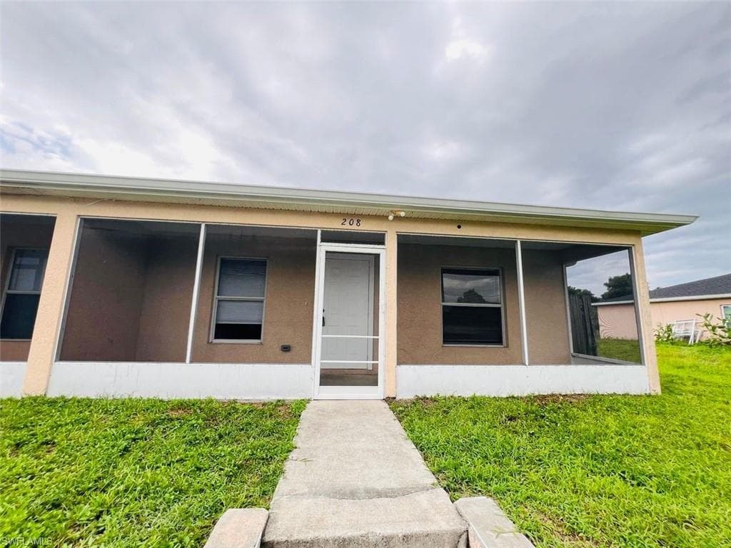 208 Hightower AVE S LEHIGH ACRES, FL 33973