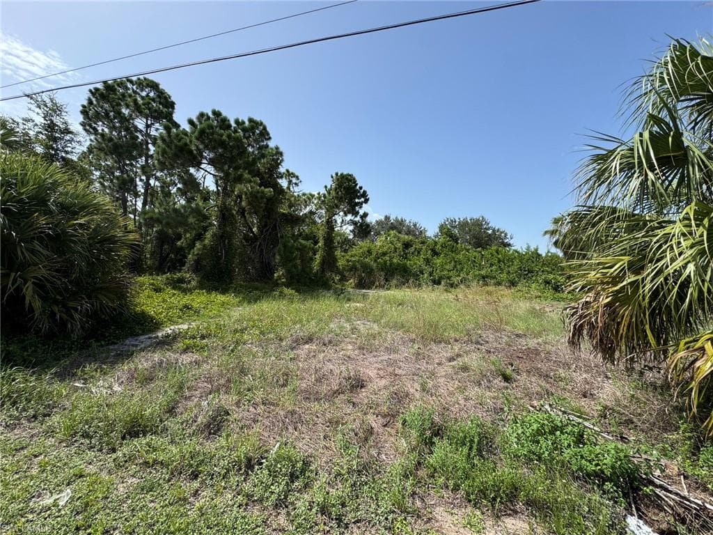 26492 Angelica RD PUNTA GORDA, FL 33955
