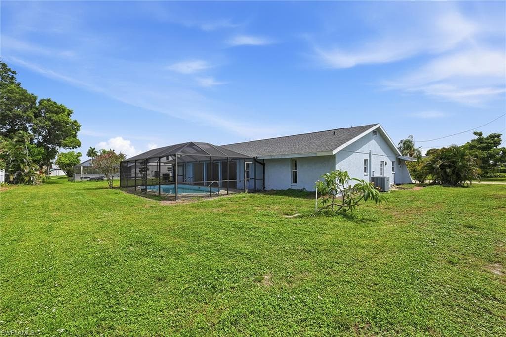 3812 SE 10th AVE CAPE CORAL, FL 33904