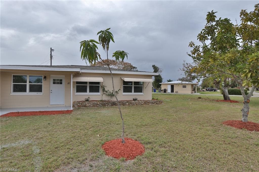 11 California RD B LEHIGH ACRES, FL 33936