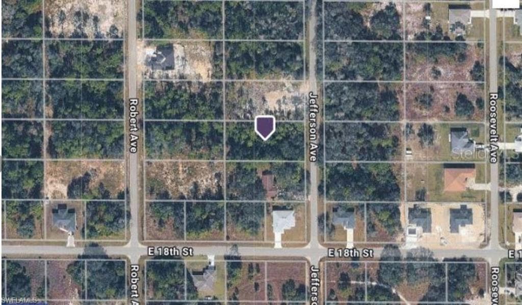 1805 Jefferson AVE LEHIGH ACRES, FL 33972
