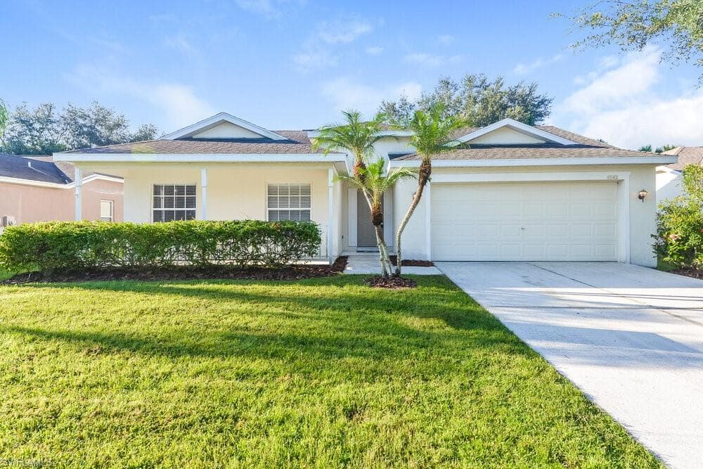 4042 Banbury CIR PARRISH, FL 34219