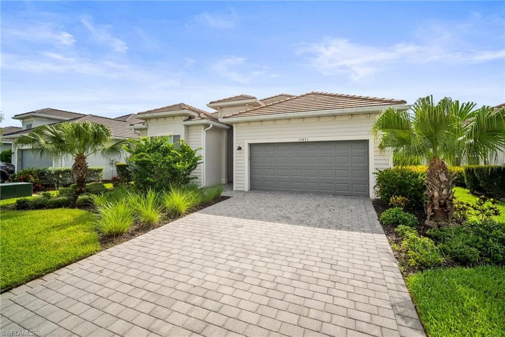 15871 Leaning Pine LN Babcock Ranch, FL 33982