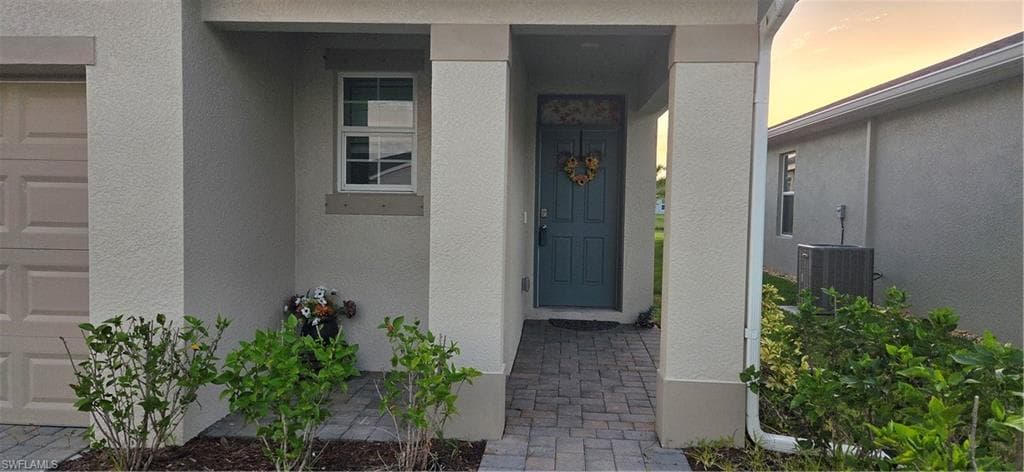 2793 Star Coral DR NORTH FORT MYERS, FL 33903