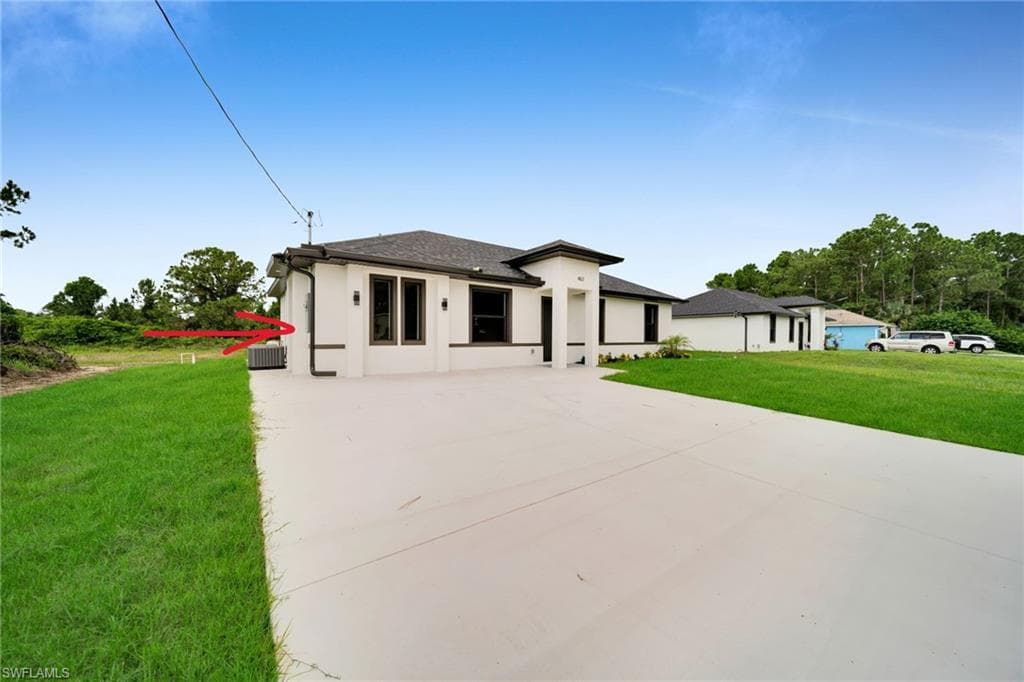 462 Lampion AVE S LEHIGH ACRES, FL 33974