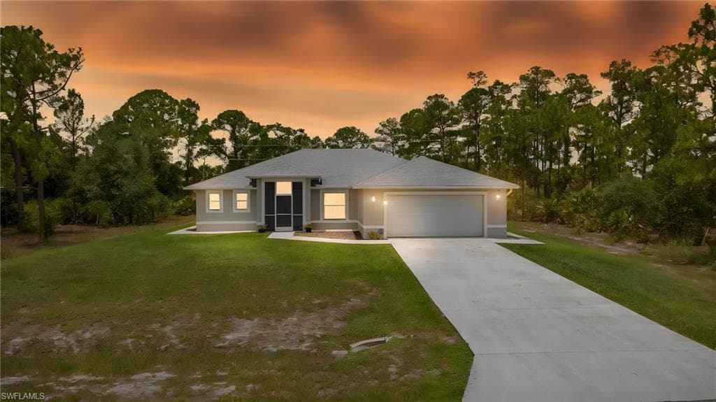 611 Truman AVE LEHIGH ACRES, FL 33972