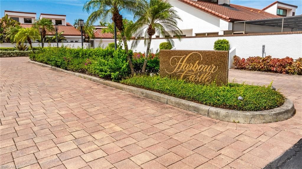 5501 Harbour Castle DR FORT MYERS, FL 33907