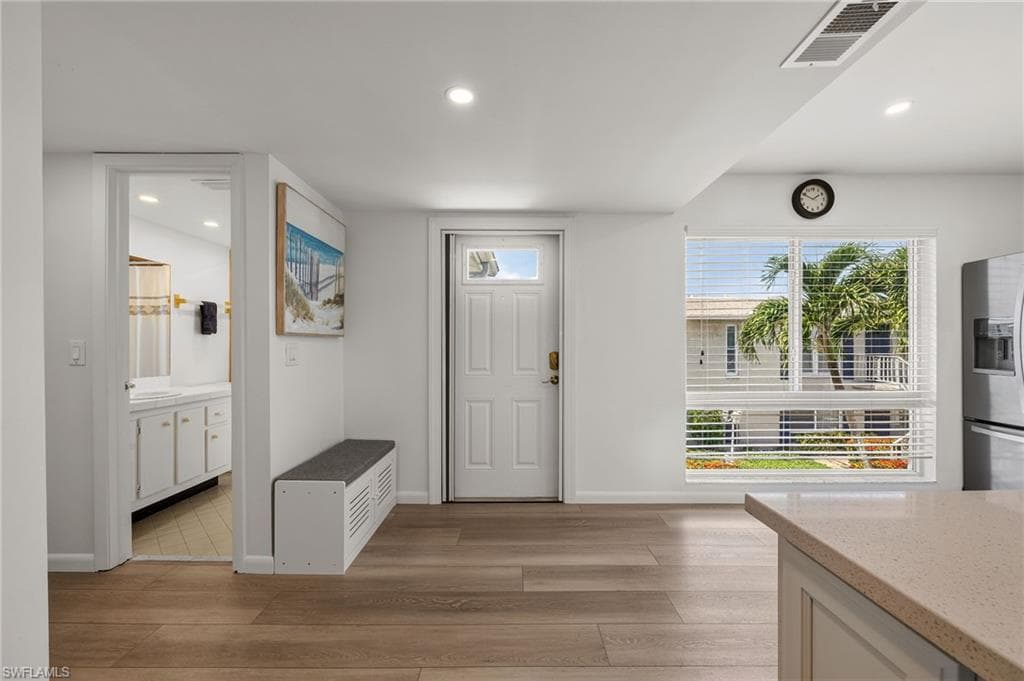 195 PEPPERMINT LN 2 NAPLES, FL 34112