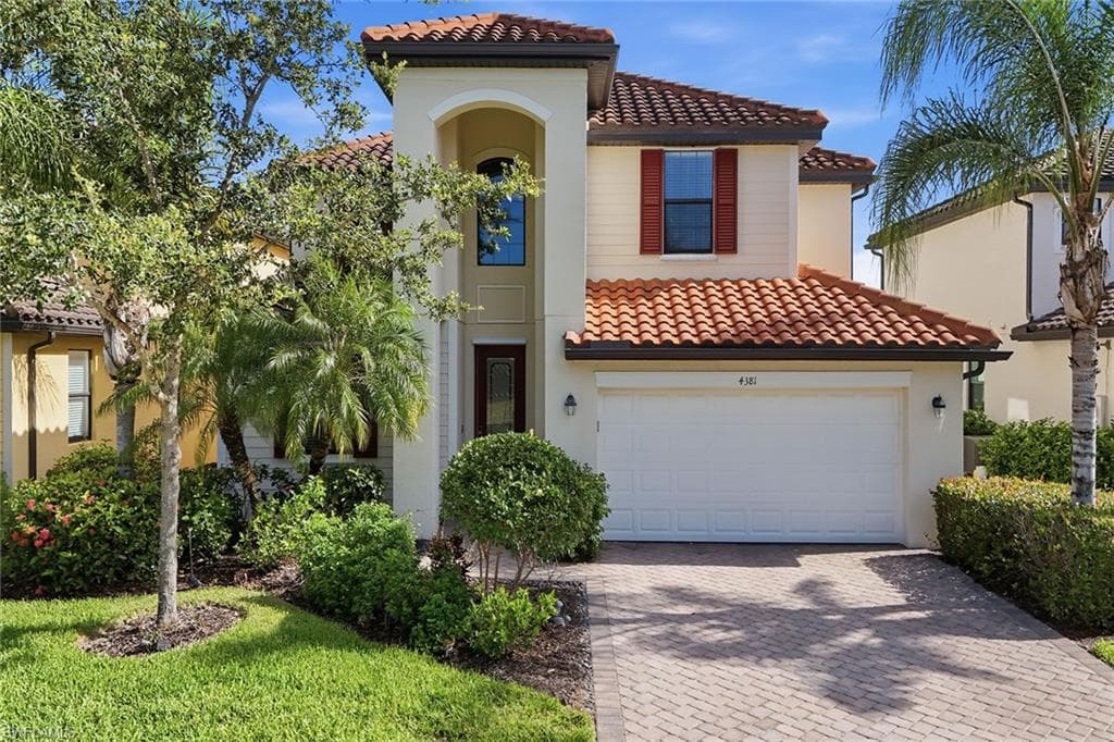4381 Madagascar Palm WAY NAPLES, FL 34119