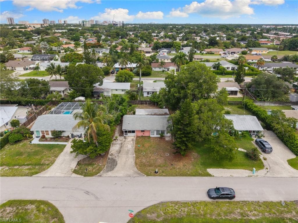 1297 Ingraham ST NAPLES, FL 34103