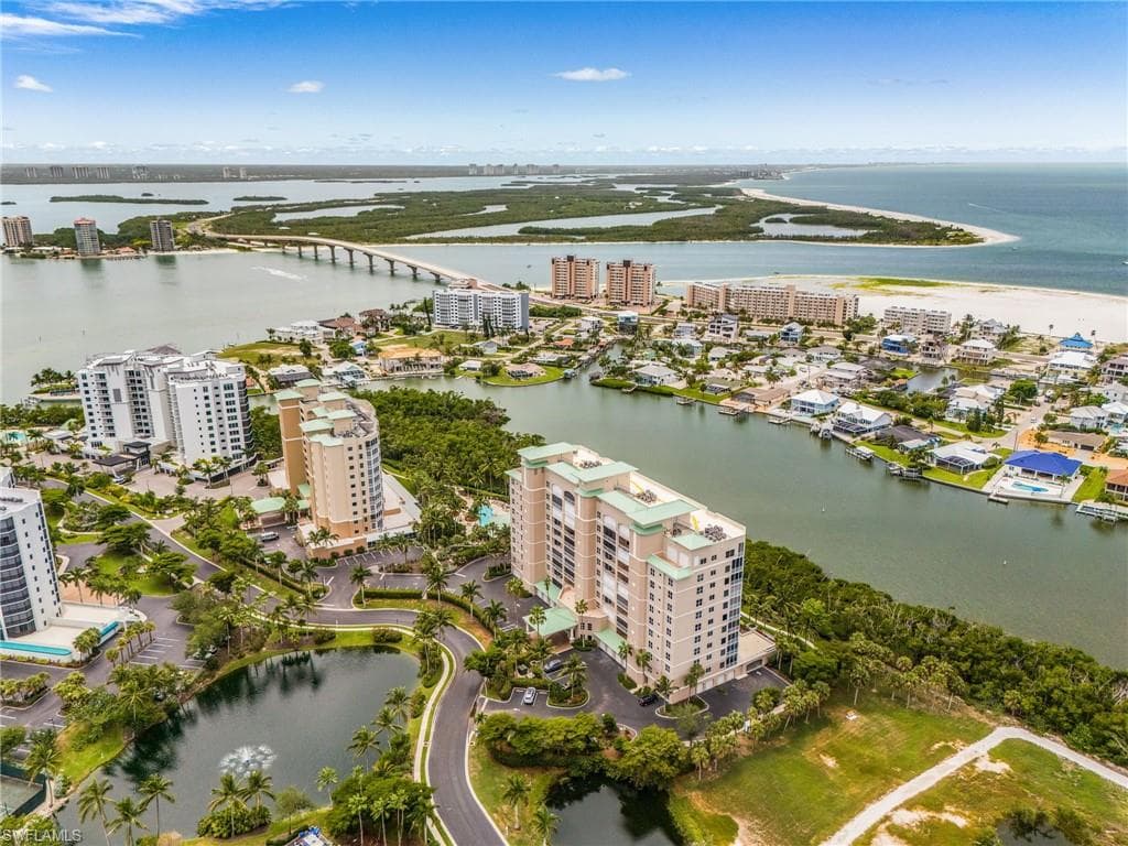 4192 Bay Beach LN 875 FORT MYERS BEACH, FL 33931