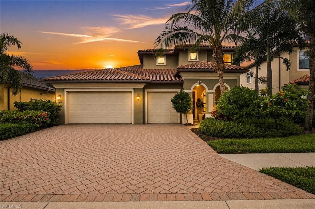 4433 Tamarind WAY NAPLES, FL 34119