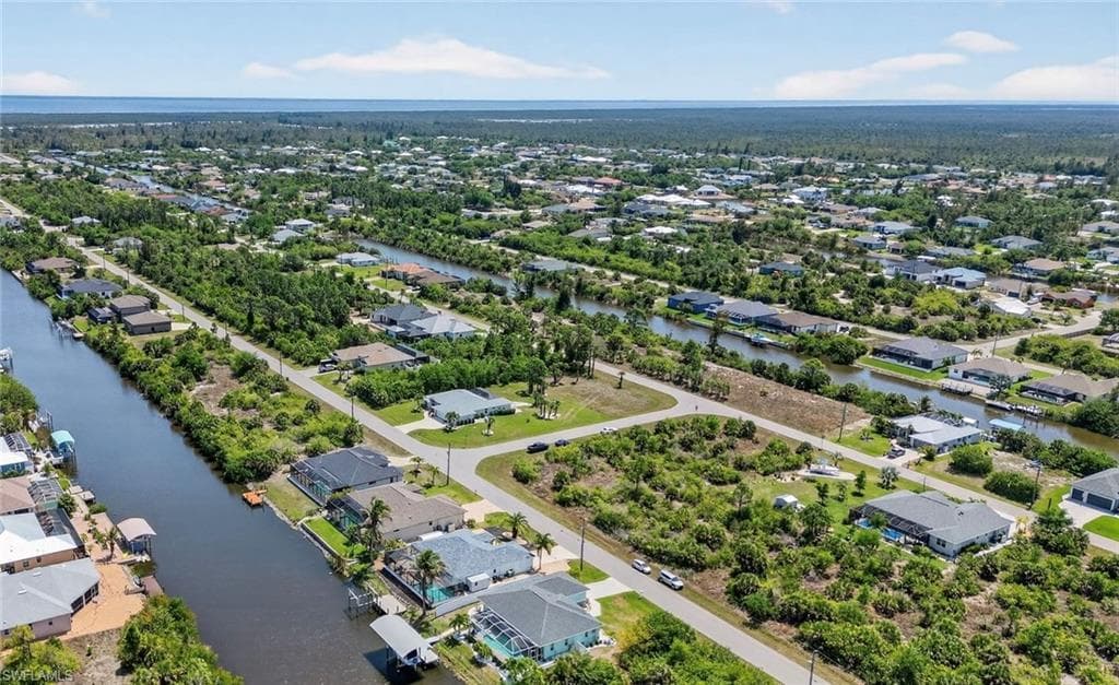 10187 Hyler PL PORT CHARLOTTE, FL 33981