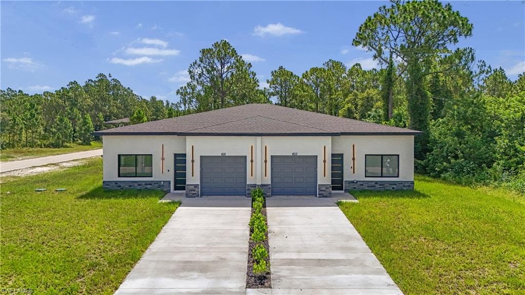 603 Hawthorne AVE S LEHIGH ACRES, FL 33974