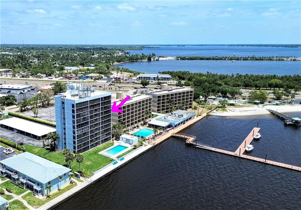 3300 N Key DR 7E NORTH FORT MYERS, FL 33903