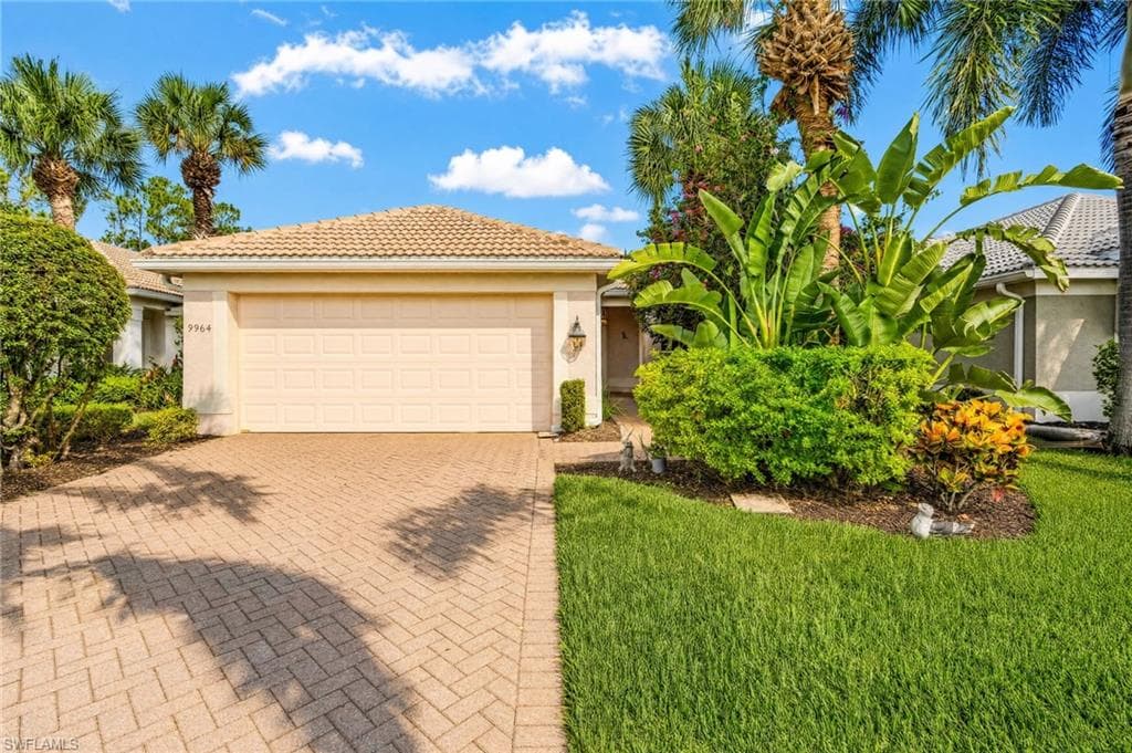 9964 Horse Creek RD FORT MYERS, FL 33913