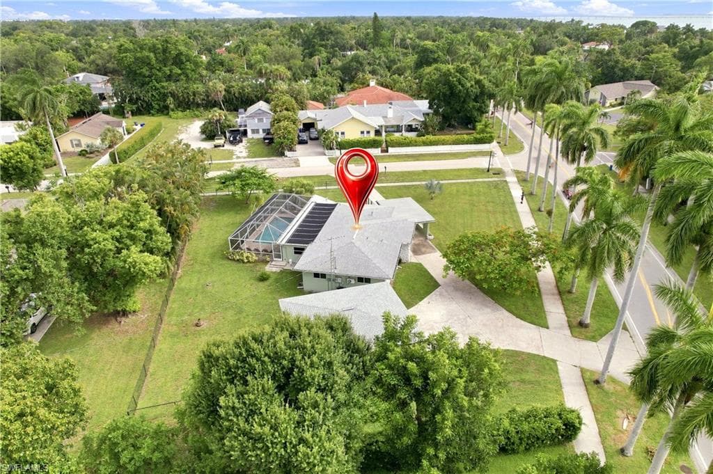 2741 McGregor BLVD FORT MYERS, FL 33901