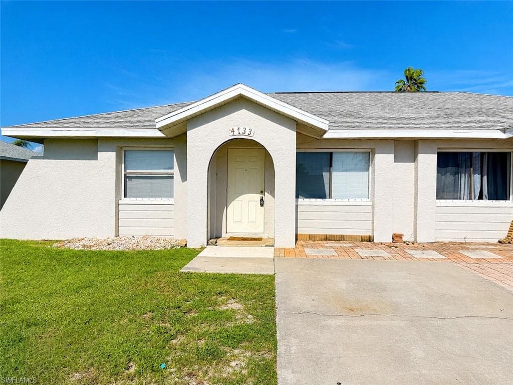 4133 SW 7th PL CAPE CORAL, FL 33914