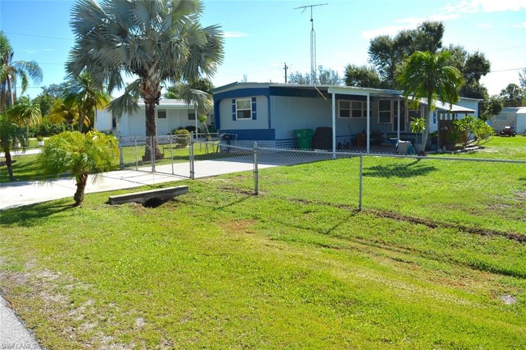 15266 Circle DR PUNTA GORDA, FL 33955