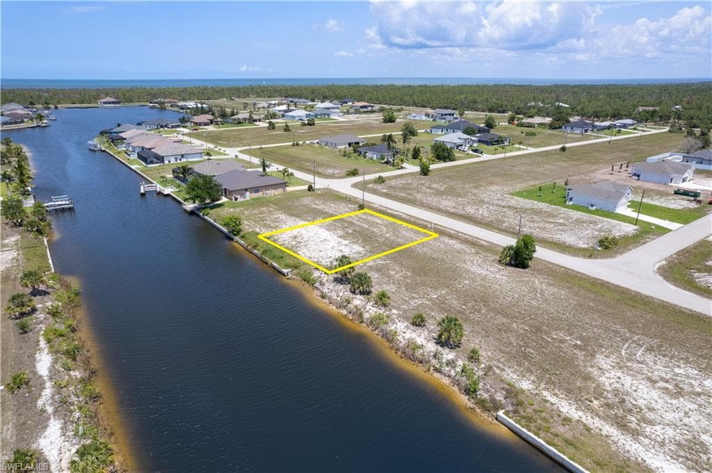 4106 NW 39th LN CAPE CORAL, FL 33993