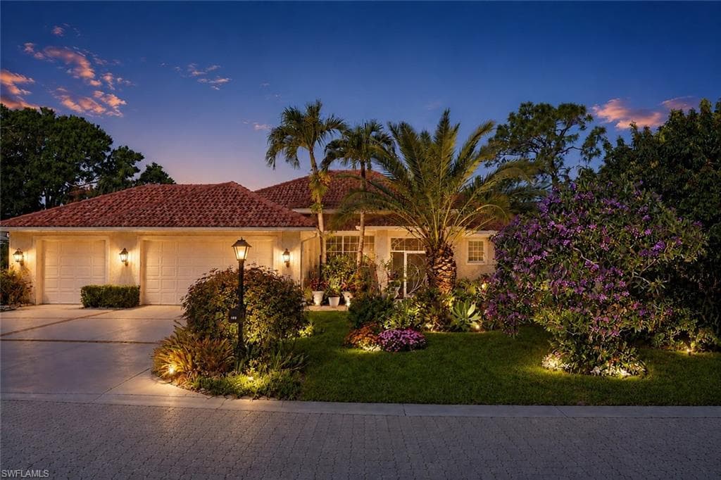 186 Muirfield CIR NAPLES, FL 34113