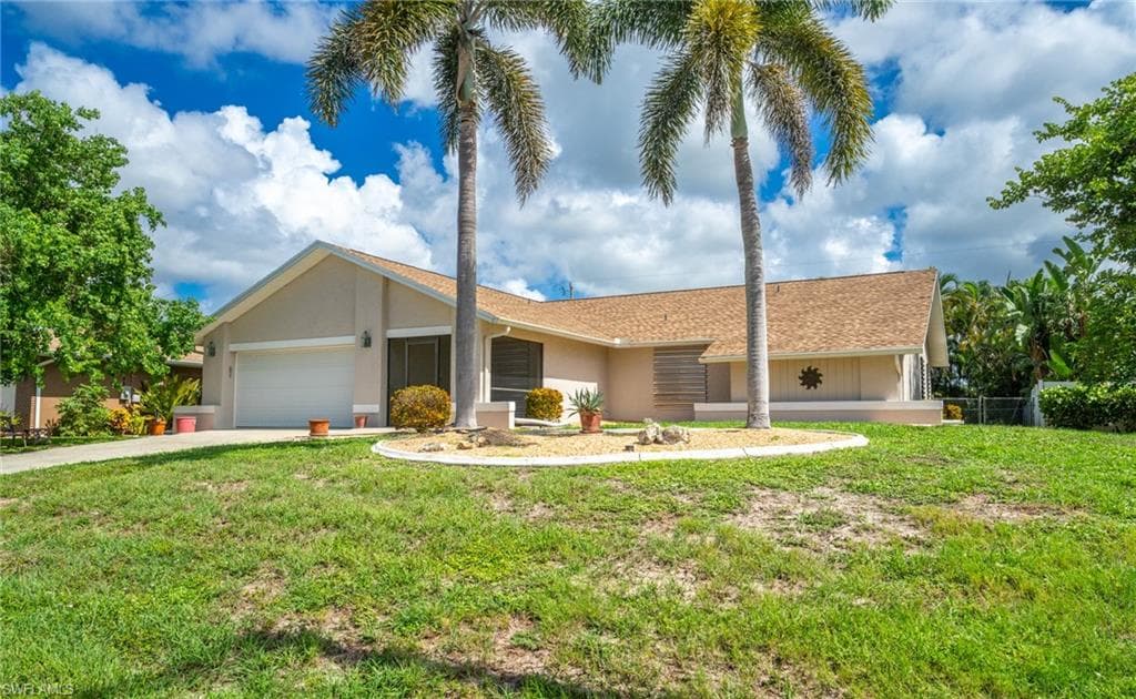 419 Mohawk PKWY CAPE CORAL, FL 33914