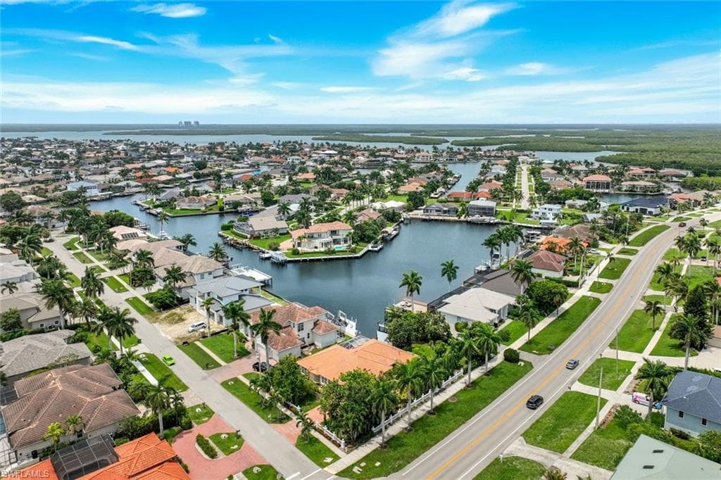 1942 San Marco RD MARCO ISLAND, FL 34145