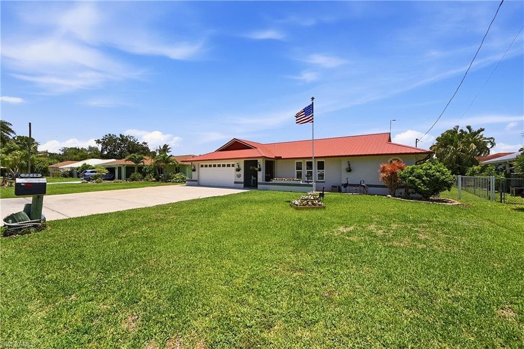 7219 Reymoor DR NORTH FORT MYERS, FL 33917