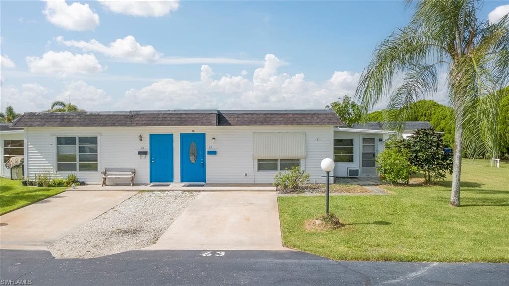 63 Tangelo CT LEHIGH ACRES, FL 33936