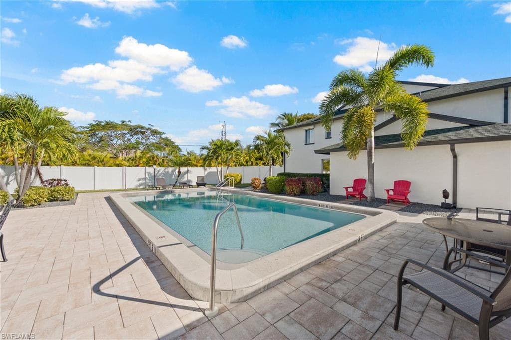 1519 Cape Coral PKWY W 9 CAPE CORAL, FL 33914