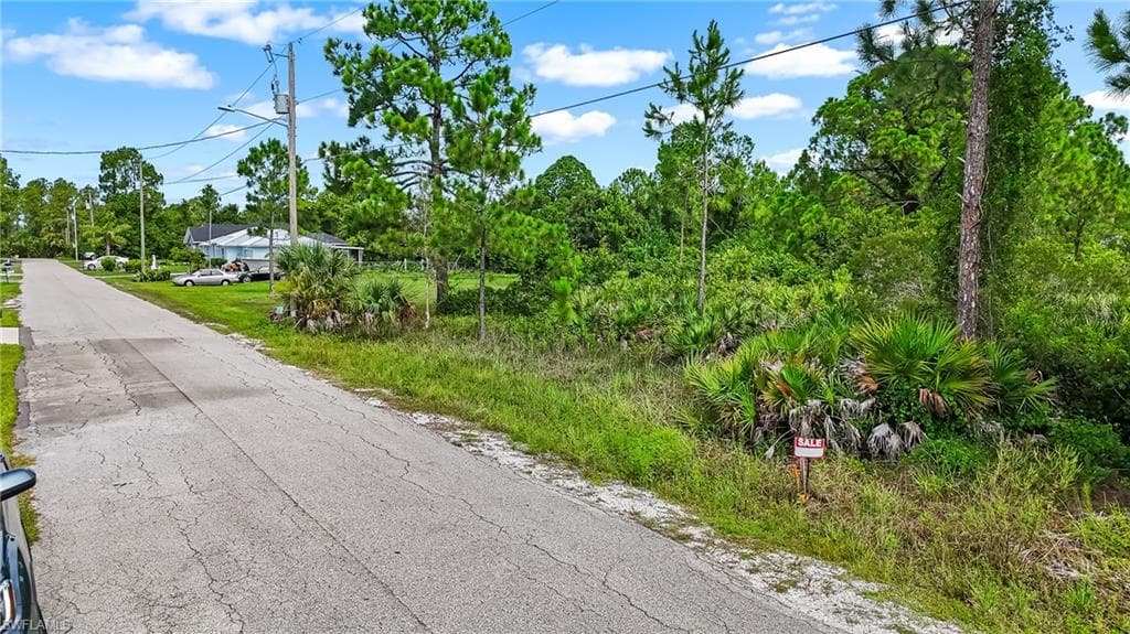 3216 31st ST W LEHIGH ACRES, FL 33971