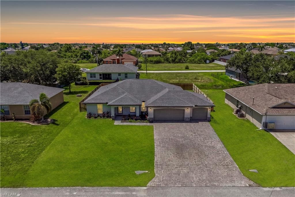 540 NW 15th ST CAPE CORAL, FL 33993