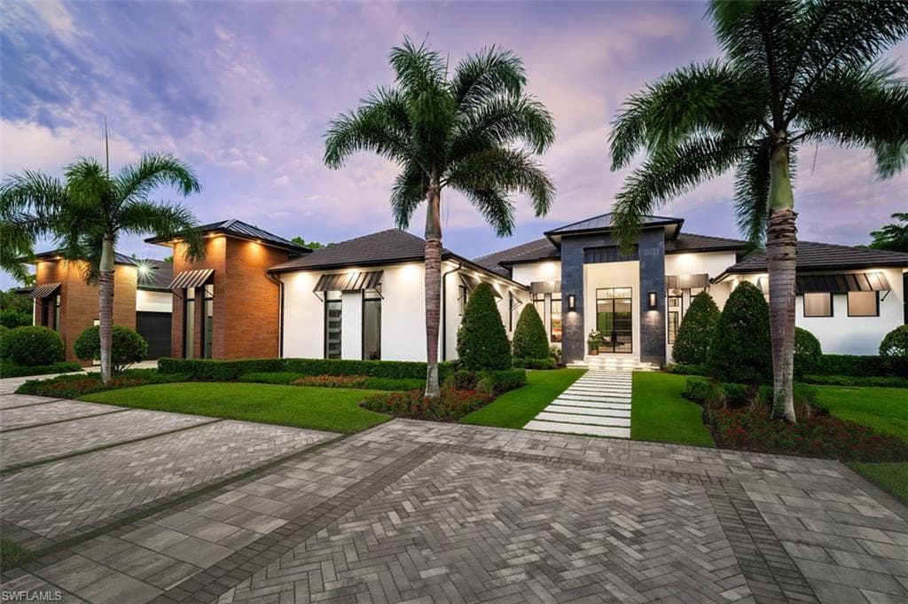 728 CARICA RD NAPLES, FL 34108