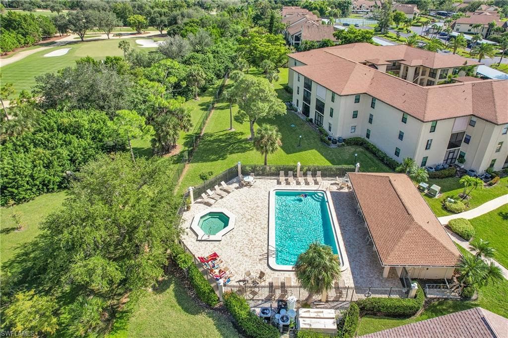 8474 Charter Club CIR 13 FORT MYERS, FL 33919