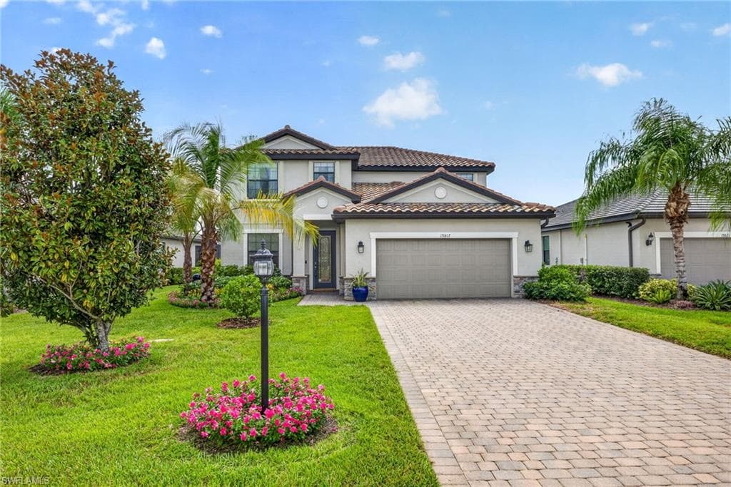 19817 Bittersweet LN ESTERO, FL 33928