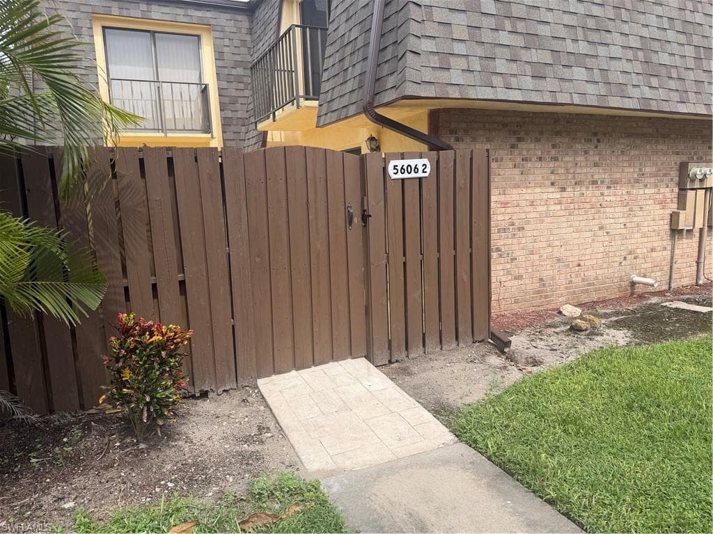 5606 Malt DR 2 FORT MYERS, FL 33907