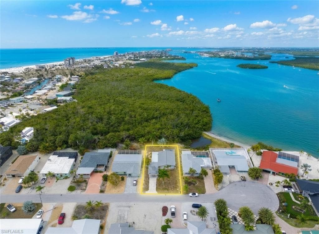 455 Donora BLVD FORT MYERS BEACH, FL 33931